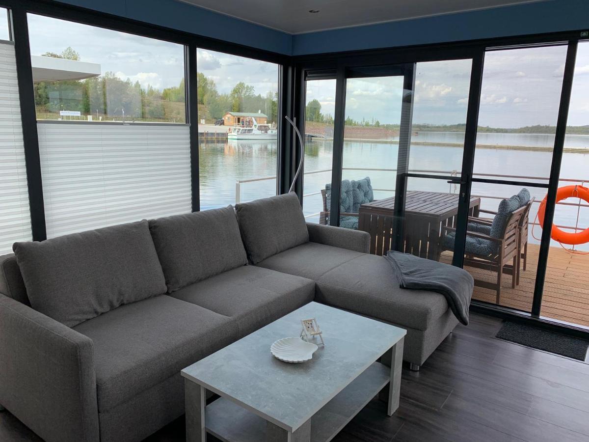 Villa Hausboote Marina Braunsbedra Esterno foto